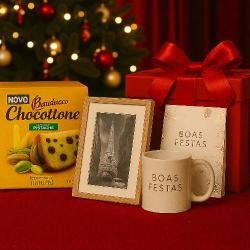 Kit Natal Em Família Com Chocottone e Caneca Personalizado