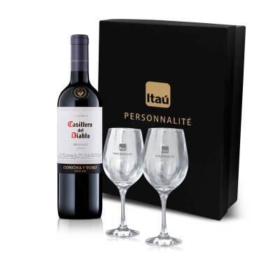 Kit Vinho com Taças Personalizado
