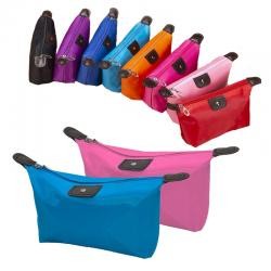 Necessaire Impermeável de Poliéster Com Detalhes Em Couro Sintético Personalizada